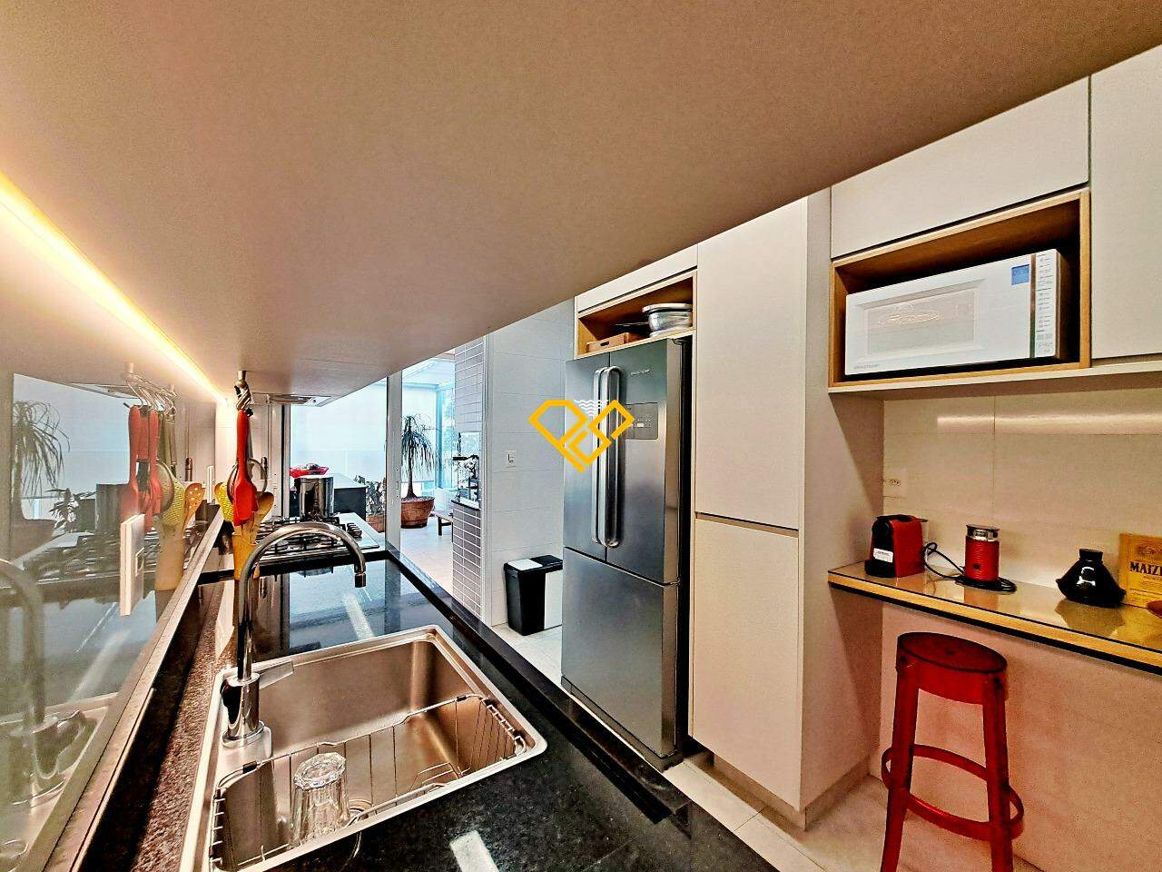 Garden à venda no Embaré: Cozinha