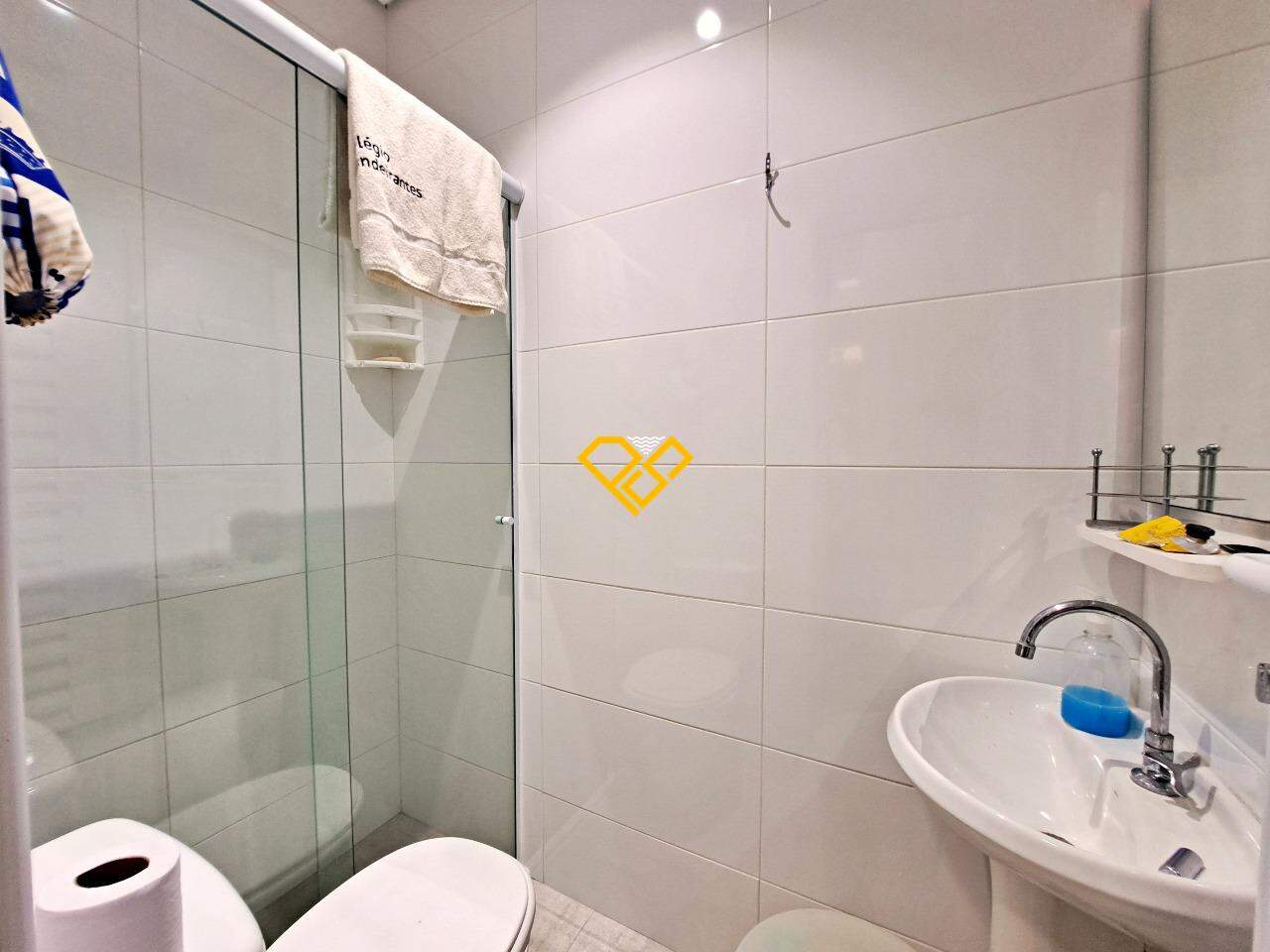 Garden à venda no Embaré: Wc de serviço