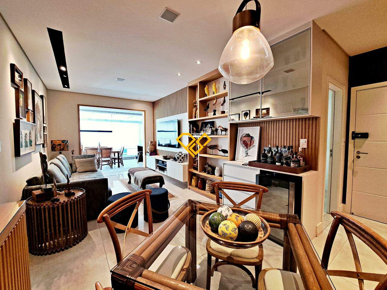 Garden à venda no Embaré: Sala