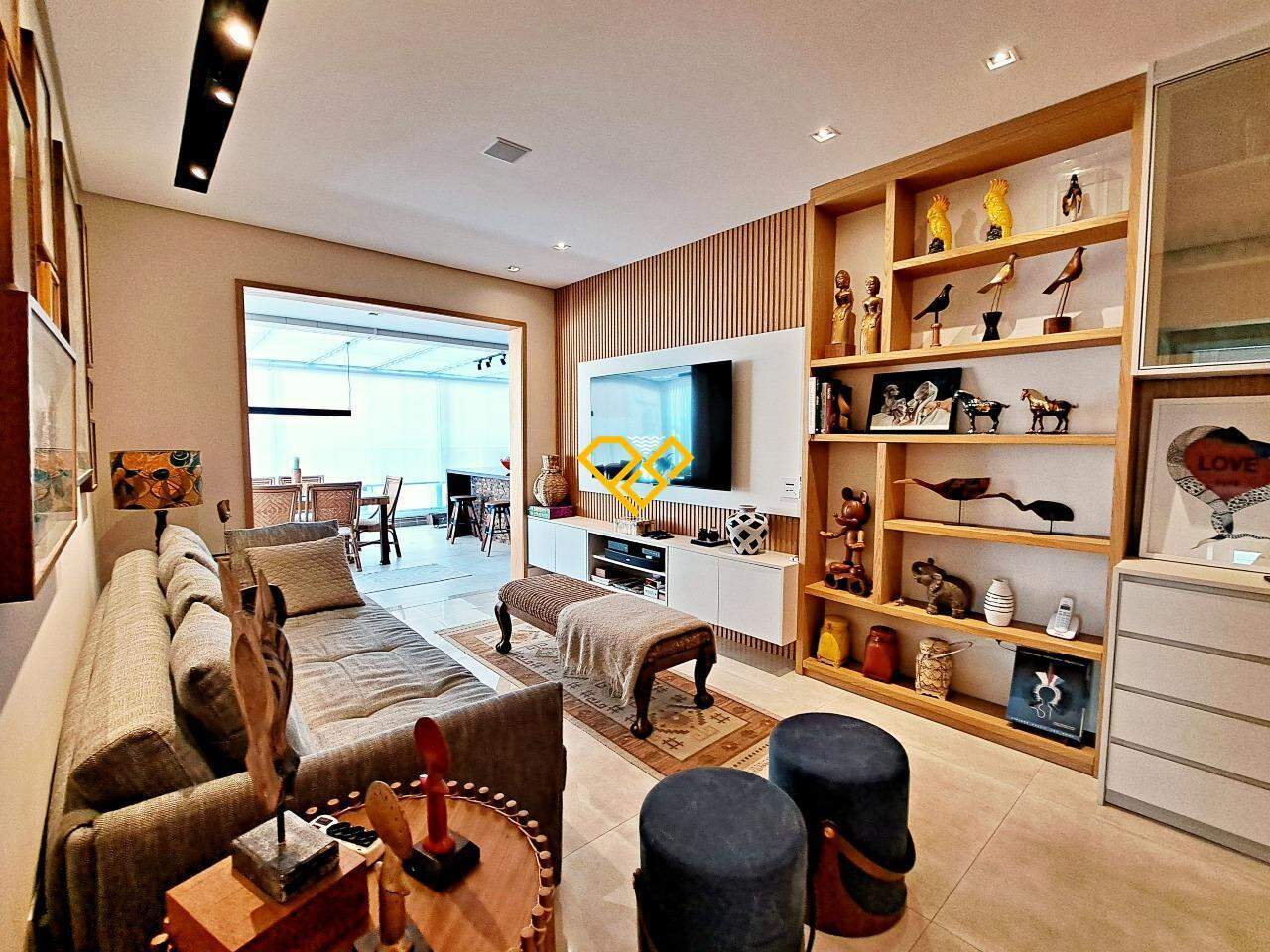 Garden à venda no Embaré: Sala