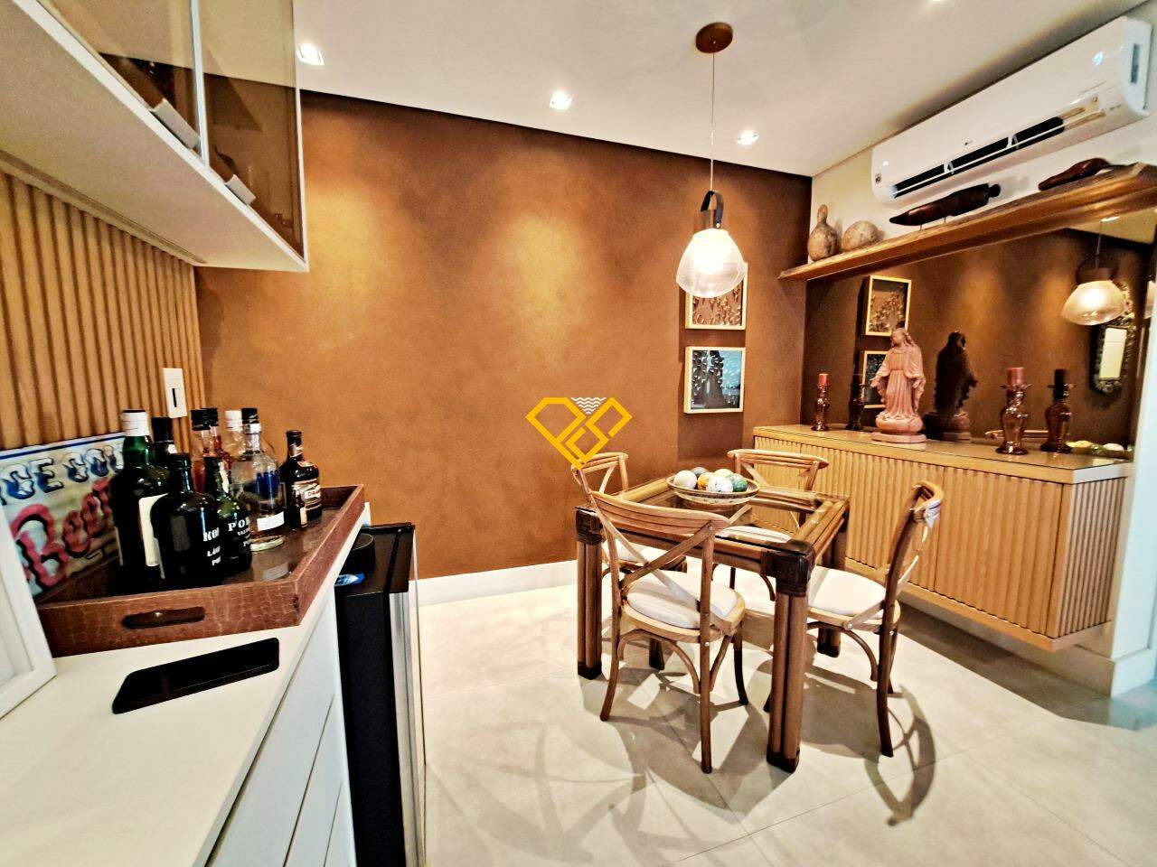 Garden à venda no Embaré: Sala