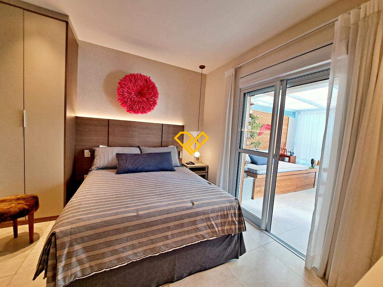 Garden à venda no Embaré: Suíte 2 - master