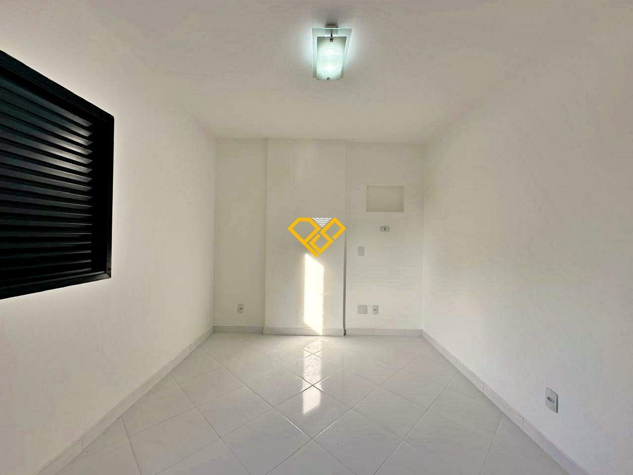 Apartamento à venda no Boqueirão: Dormitório 1 - suíte