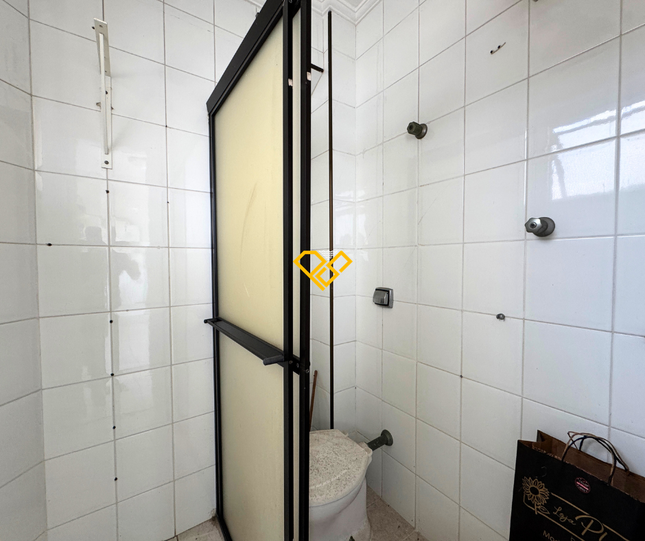 Apartamento à venda no Boqueirão: Wc empregada