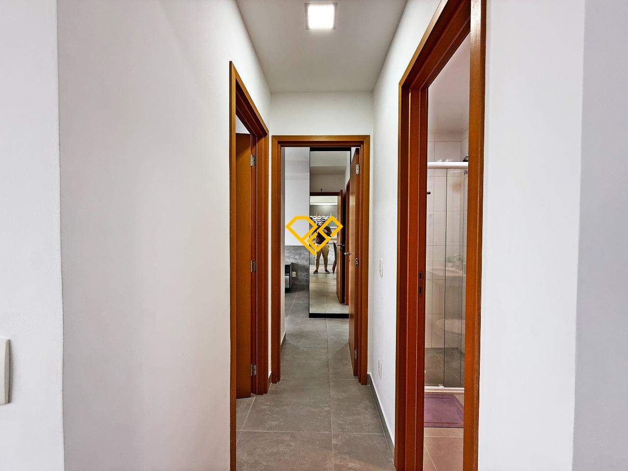 Apartamento à venda no Gonzaga: hall íntimo