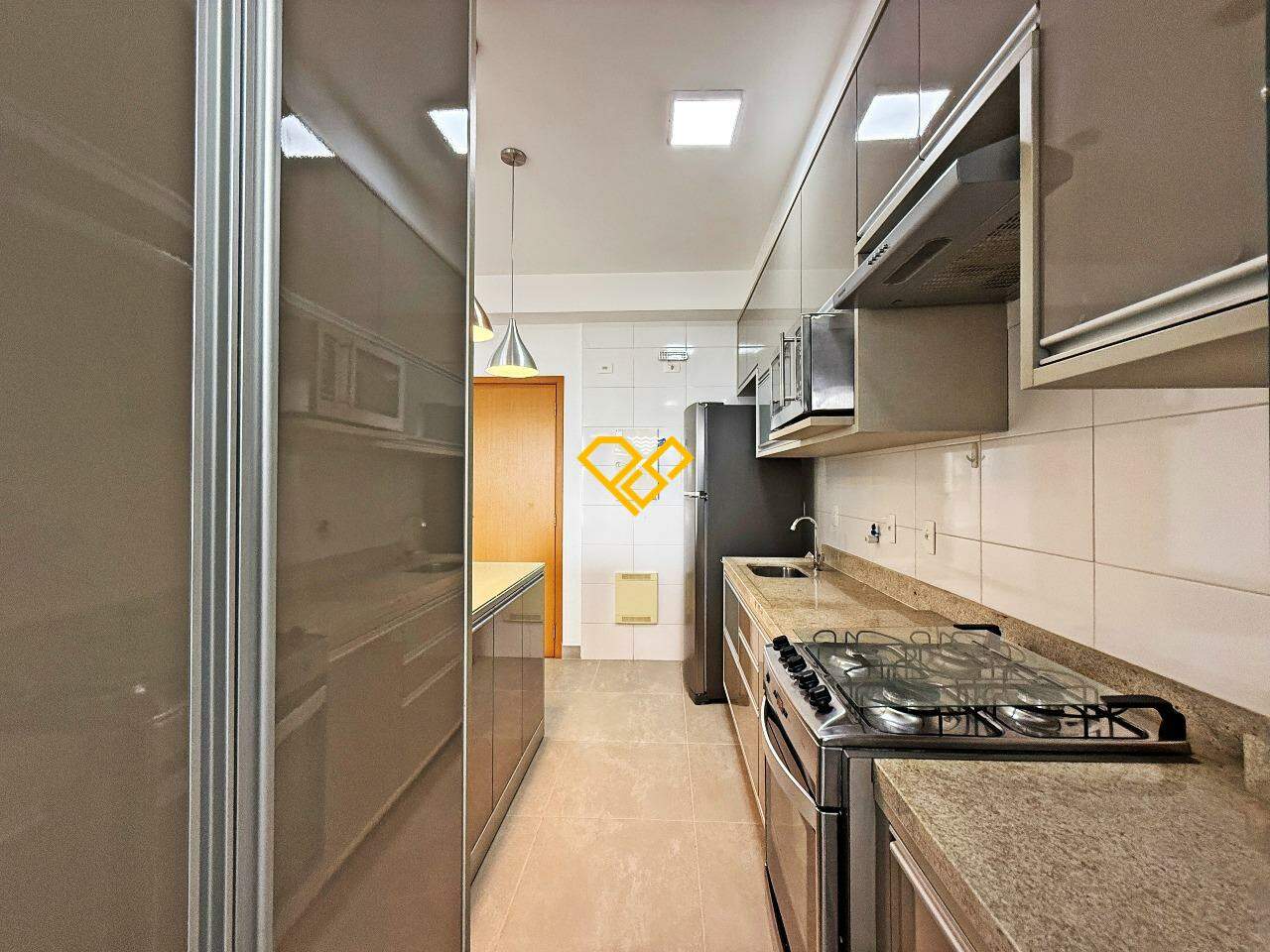 Apartamento à venda no Gonzaga: cozinha