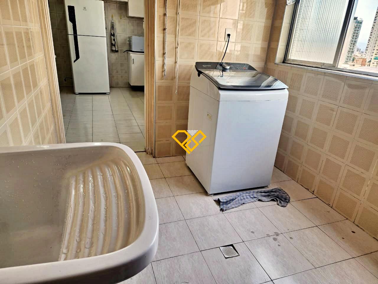 Apartamento à venda no Embaré: ÁRea de serviço