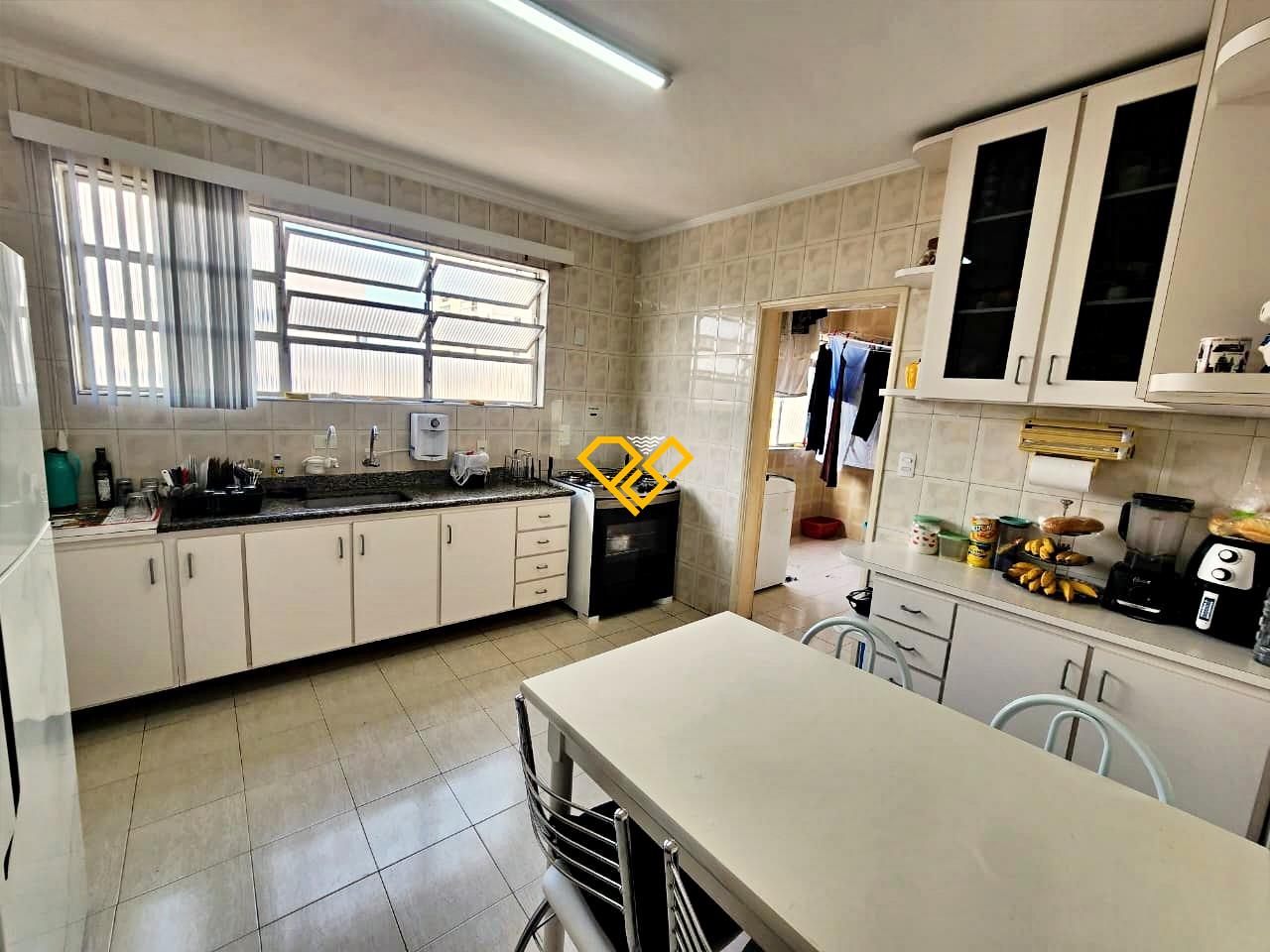 Apartamento à venda no Embaré: Cozinha