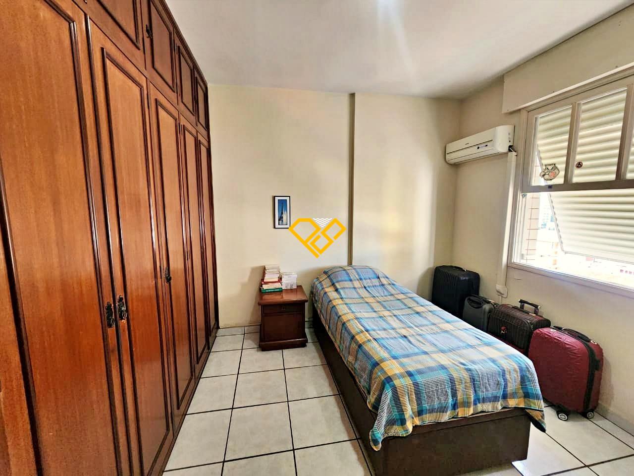 Apartamento à venda no Embaré: Dormitório 4