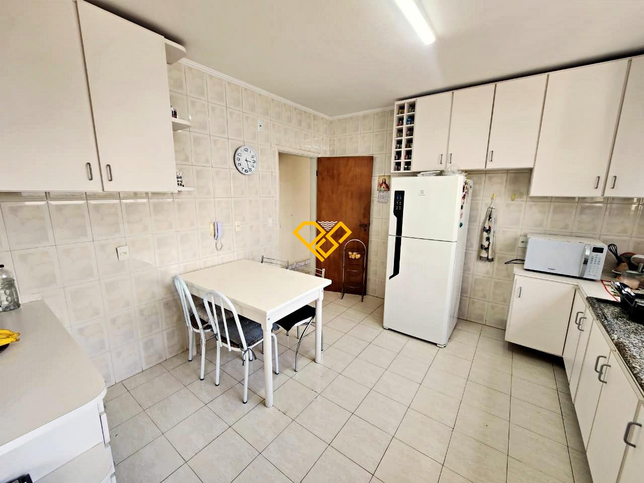 Apartamento à venda no Embaré: Cozinha