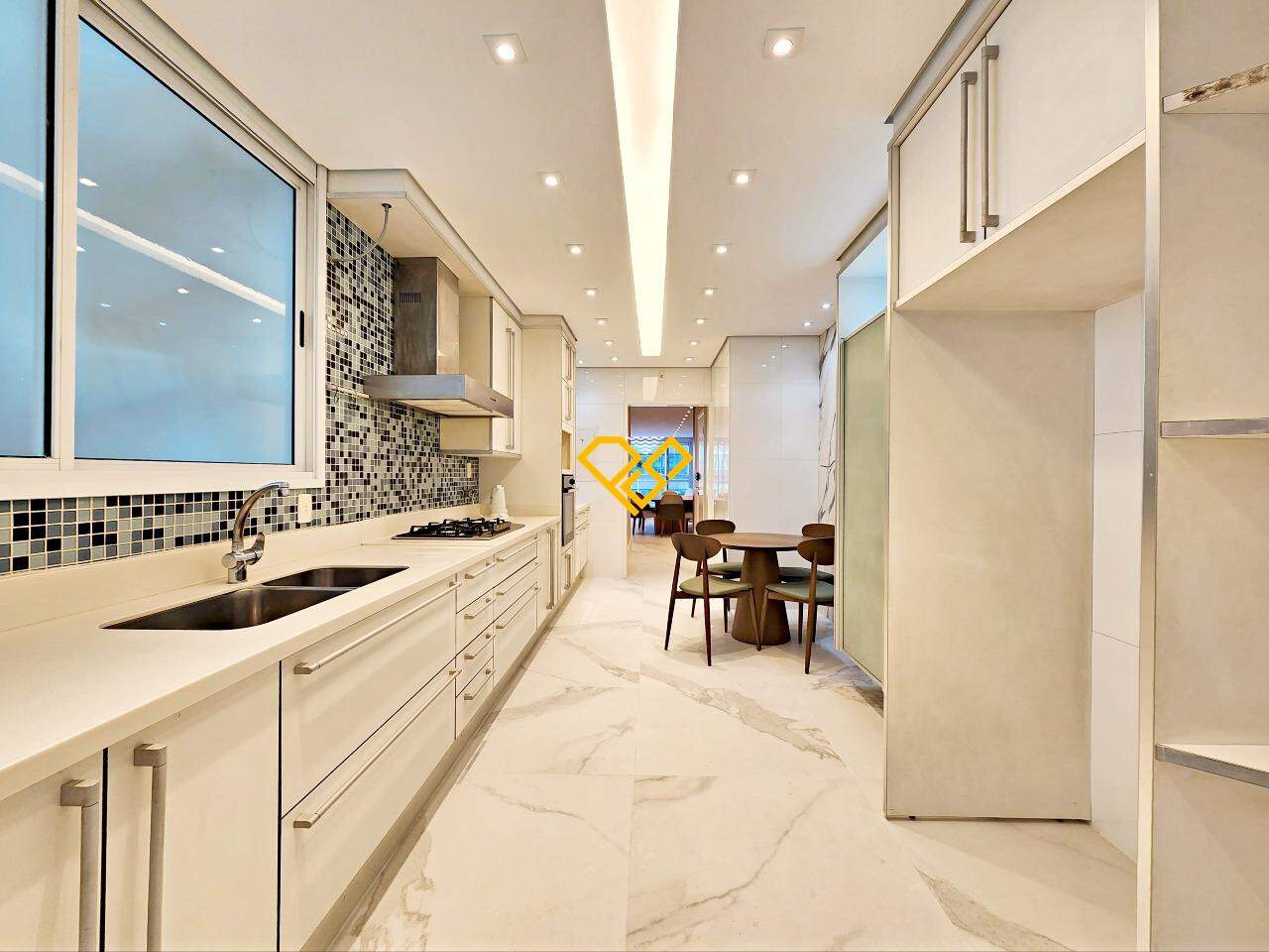 Apartamento à venda no Pompéia: Cozinha