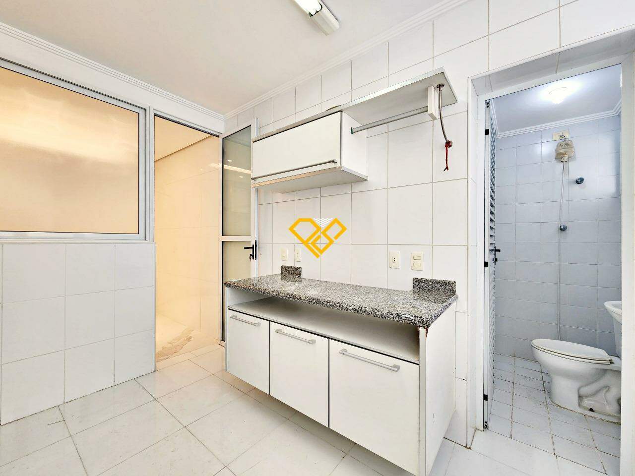 Apartamento à venda no Pompéia: Área de serviço