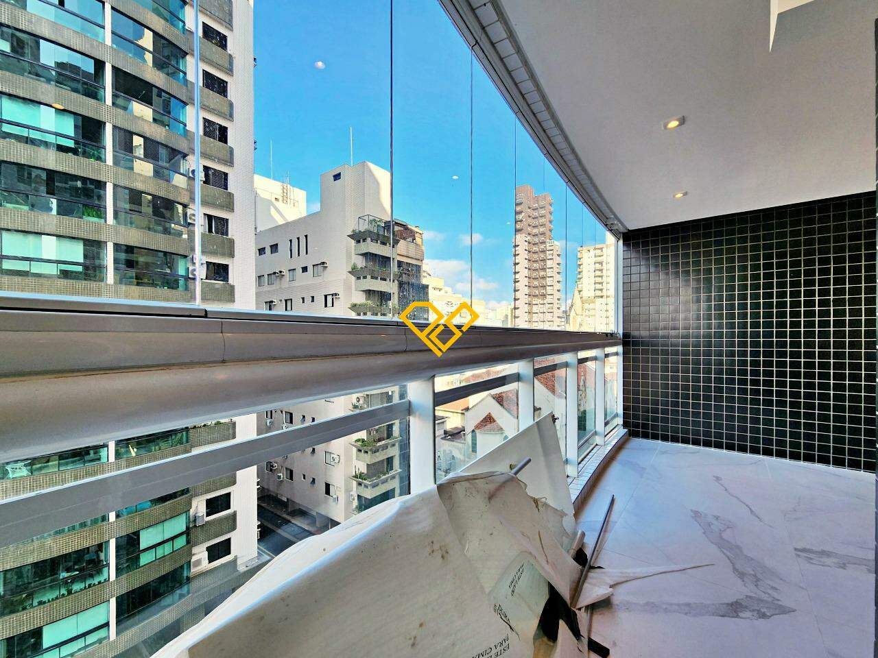 Apartamento à venda no Pompéia: Varanda