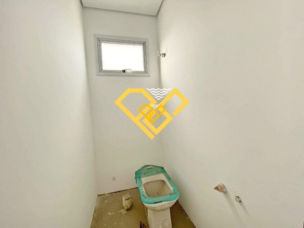 Apartamento à venda no Boqueirão: Lavabo