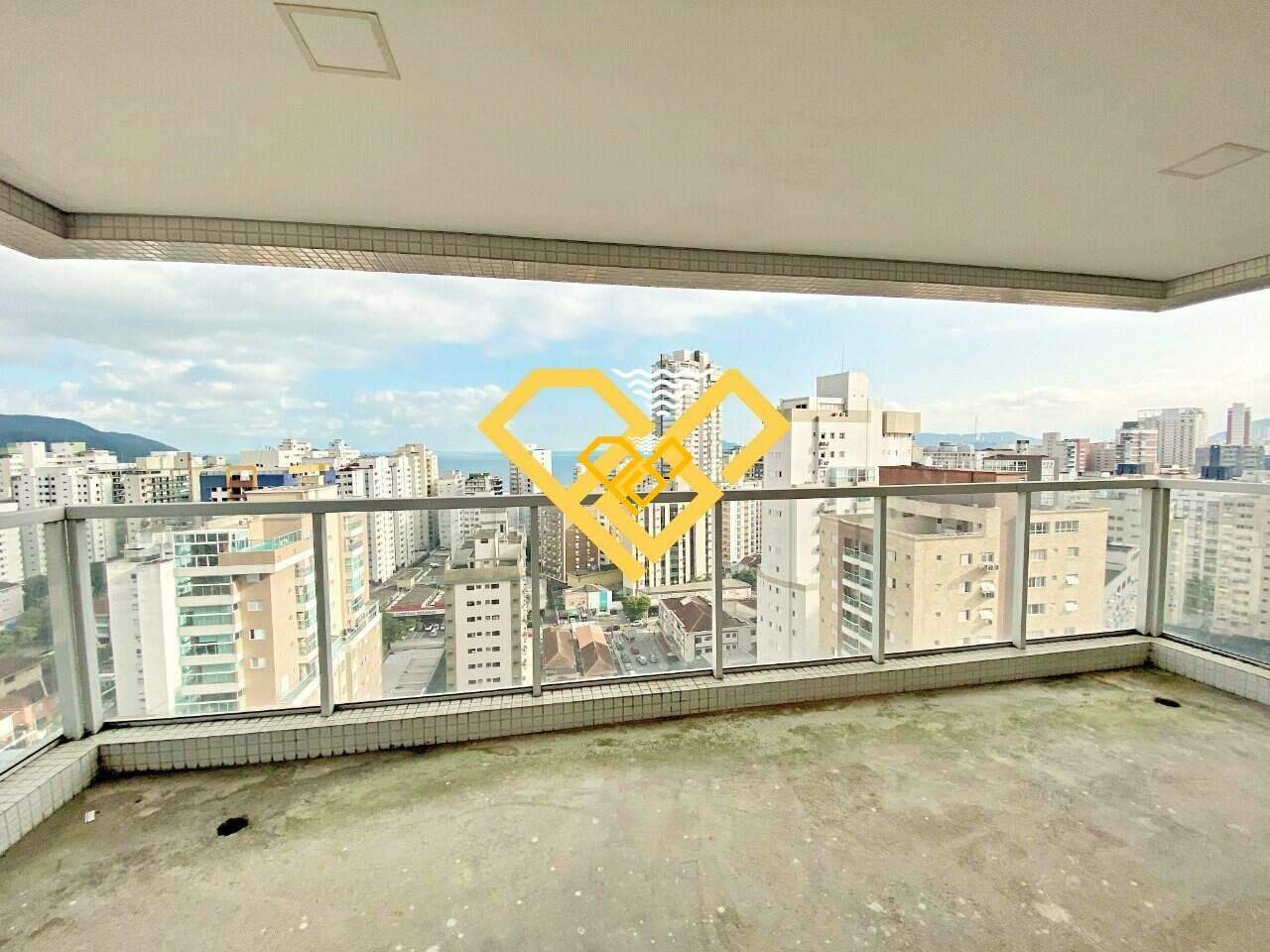 Apartamento à venda no Boqueirão: Varanda suíte 1