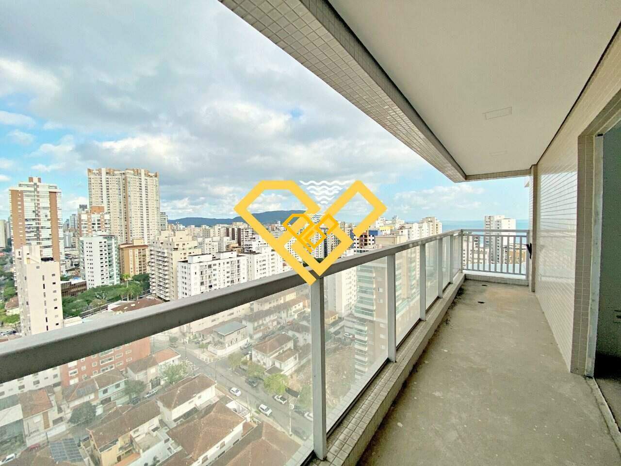 Apartamento à venda no Boqueirão: Varanda suíte 2 e 3