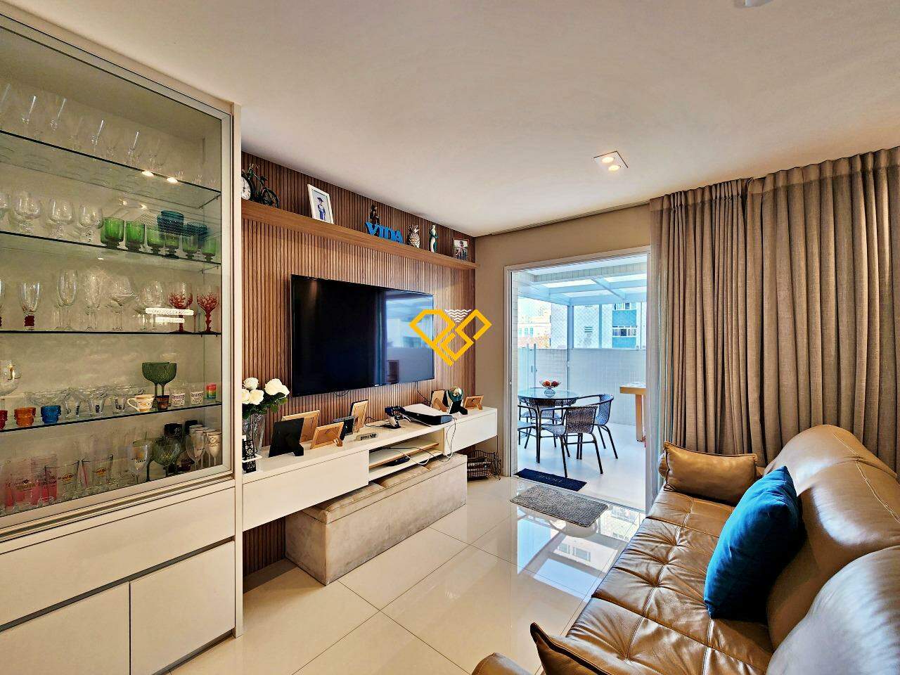 Garden à venda no Embaré: Sala