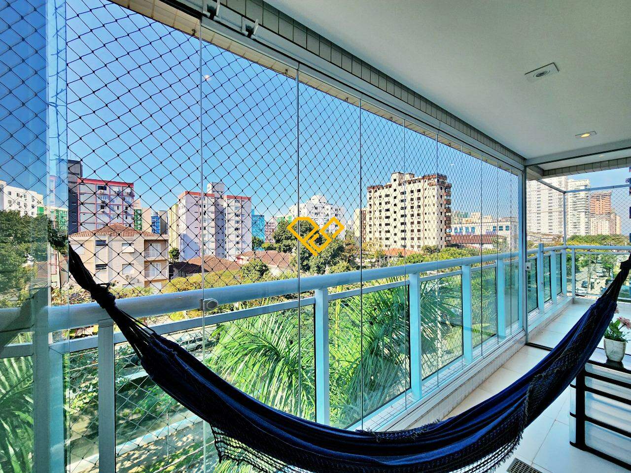 Garden à venda no Embaré: Varanda