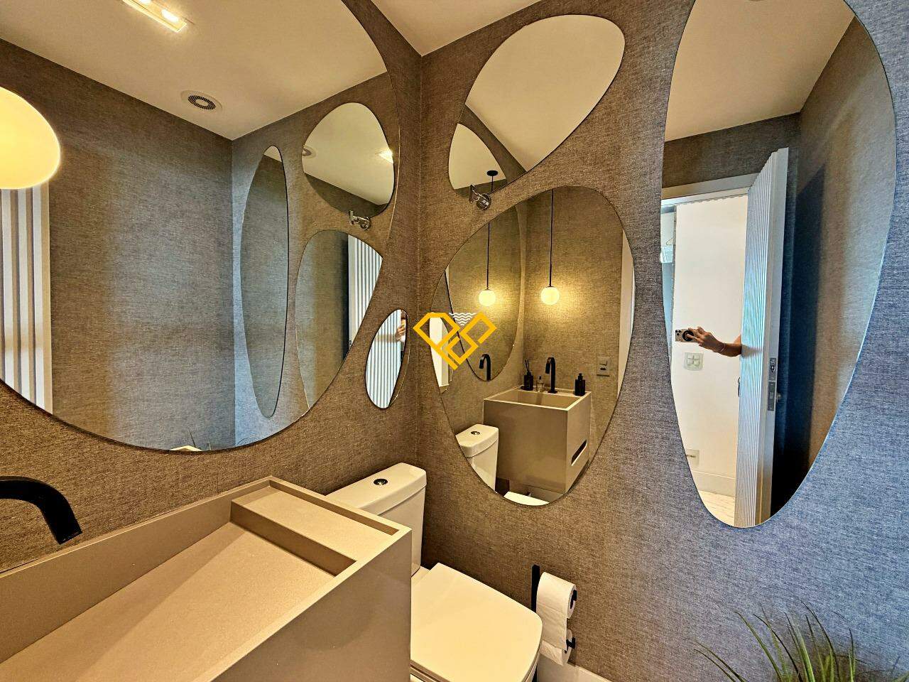 Apartamento à venda no Boqueirão: Lavabo