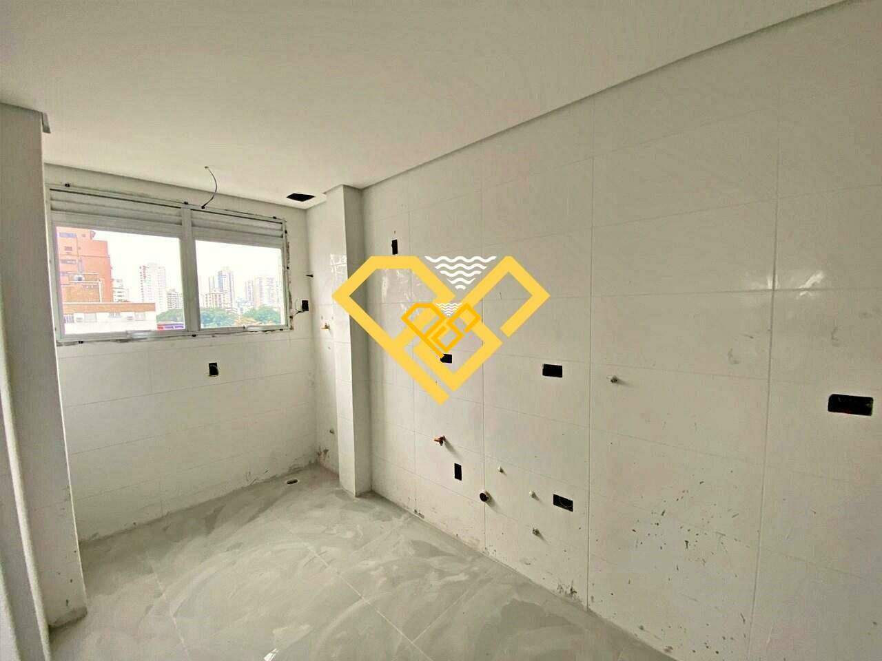 Apartamento à venda no Ponta da Praia: 