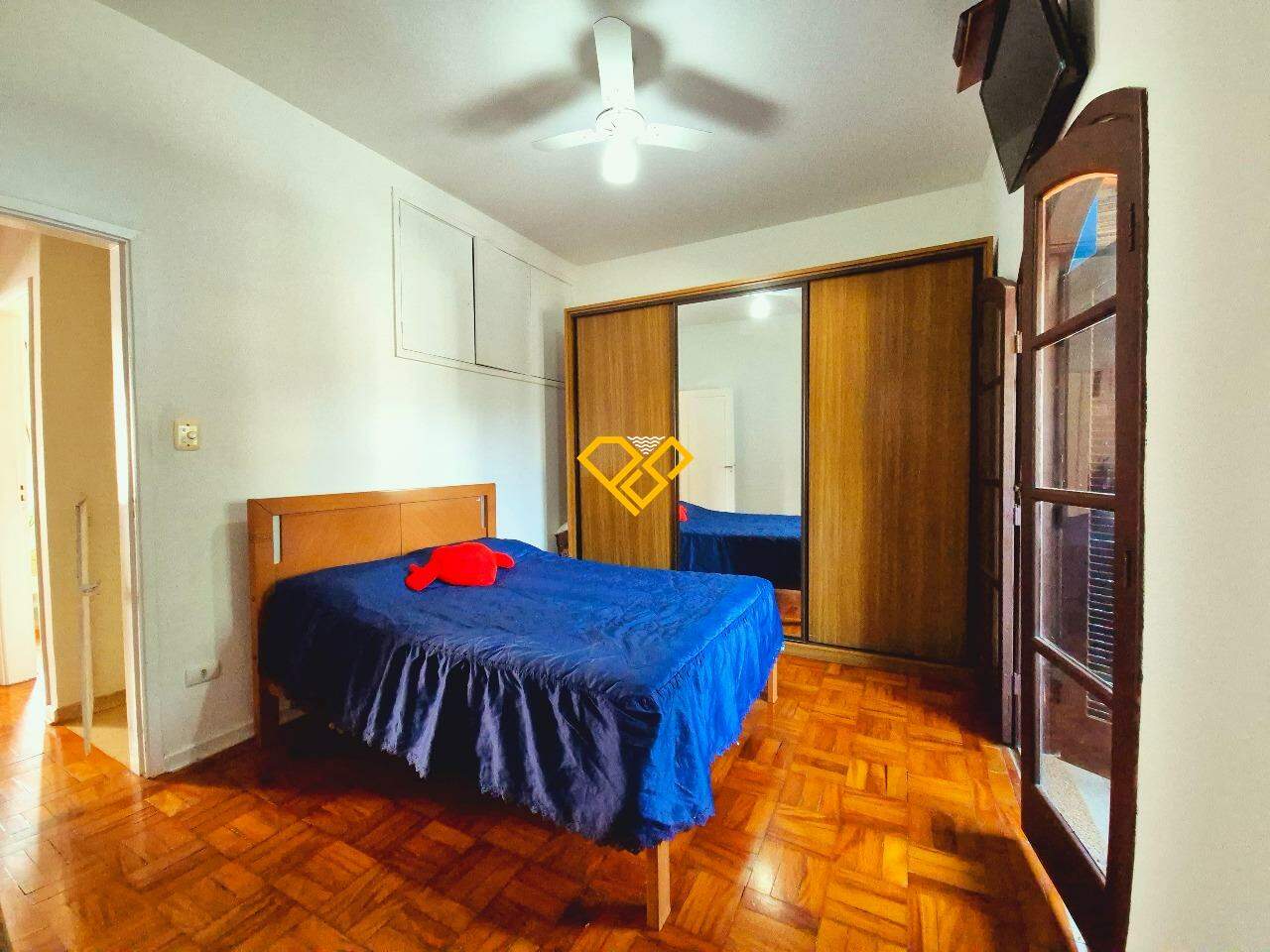 Sobrado à venda no Estuário: suíte superior