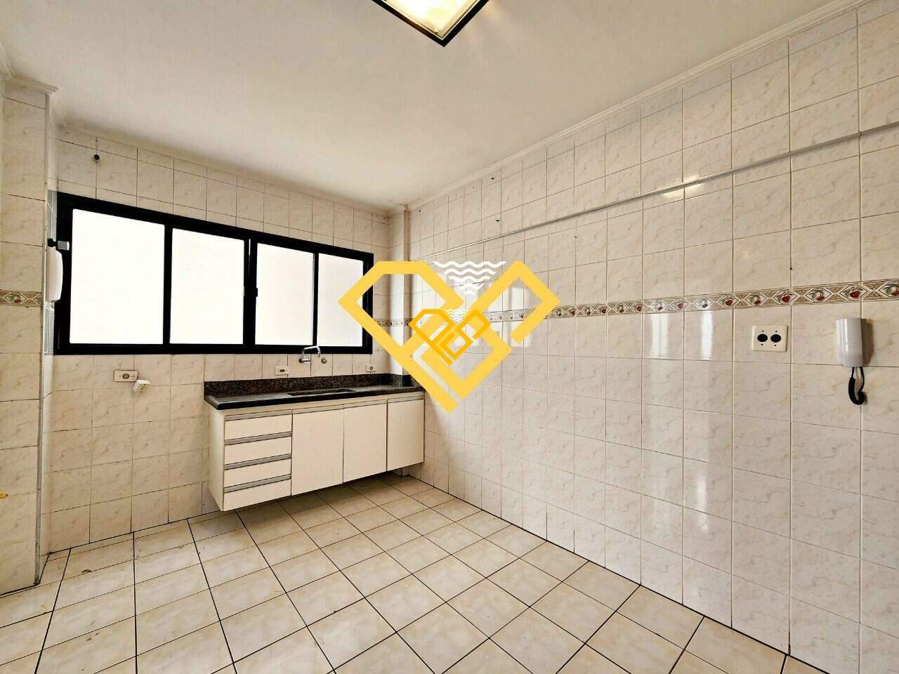 Apartamento à venda no Ponta da Praia: Cozinha