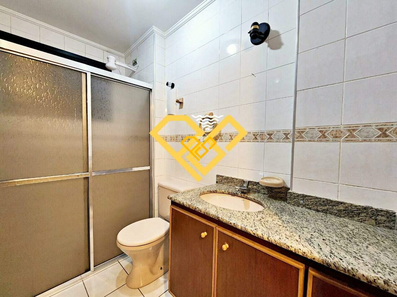 Apartamento à venda no Ponta da Praia: Wc social