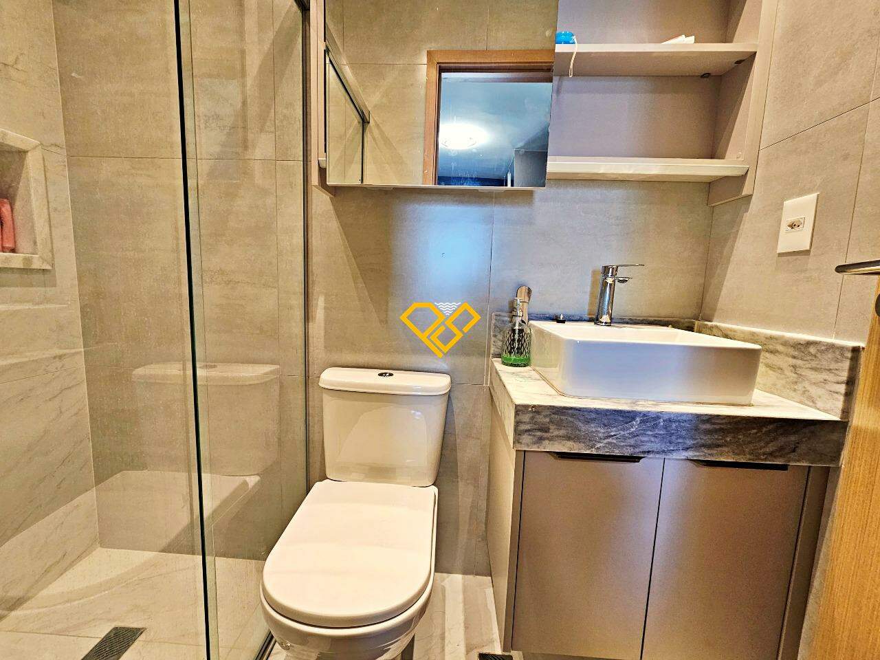 Apartamento à venda no Ponta da Praia: Wc suíte