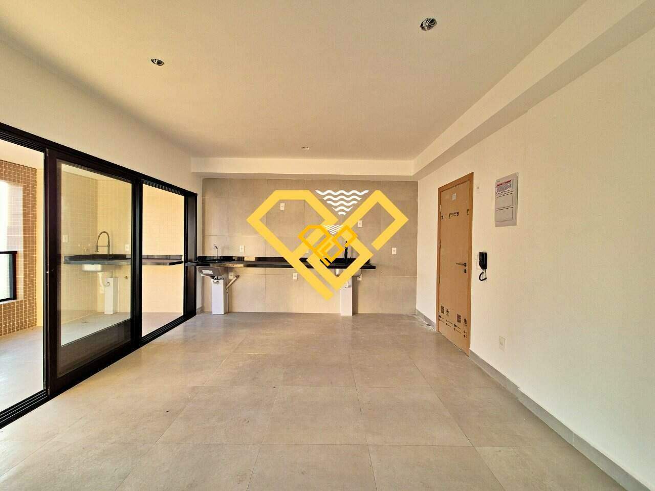 Apartamento à venda no Ponta da Praia: Sala e cozinha