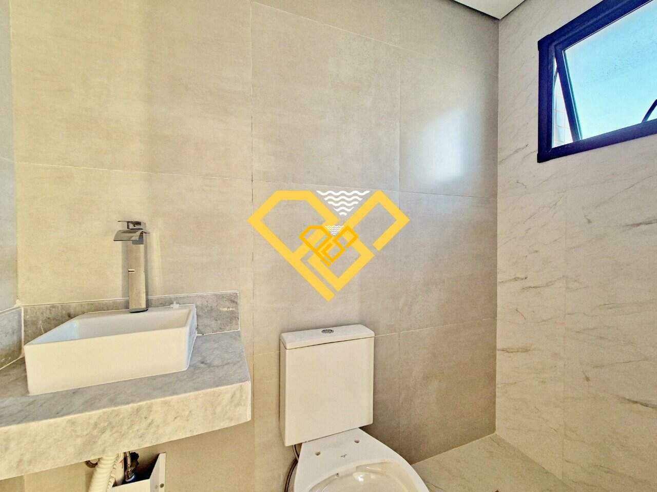 Apartamento à venda no Ponta da Praia: Wc suíte