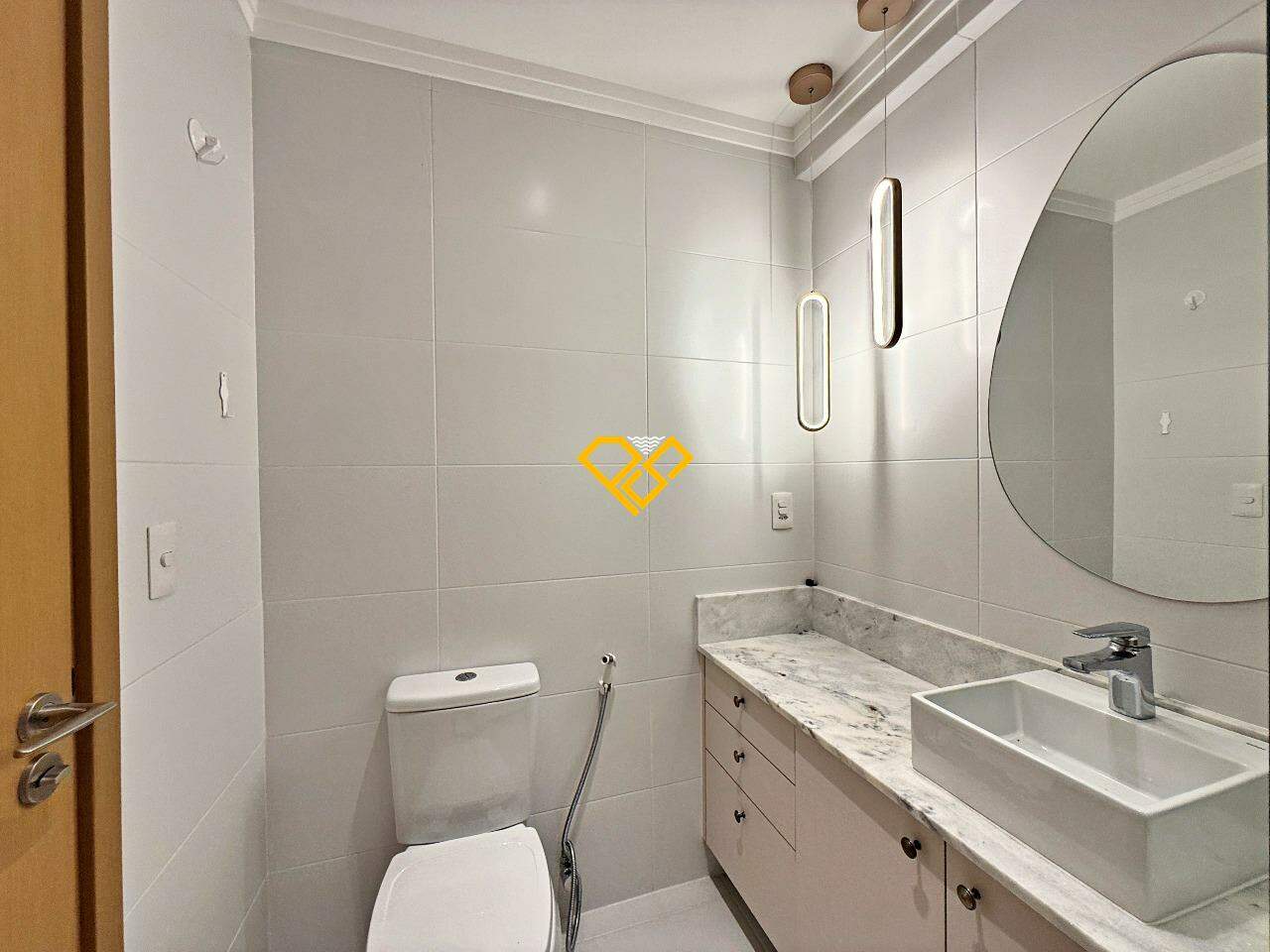 Apartamento à venda no Gonzaga: Wc suiíte 1 - master