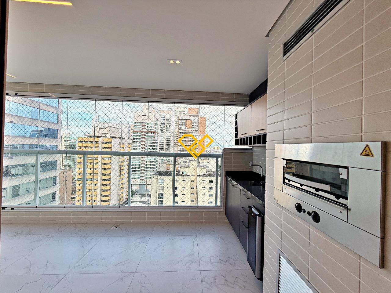 Apartamento à venda no Gonzaga: Varanda