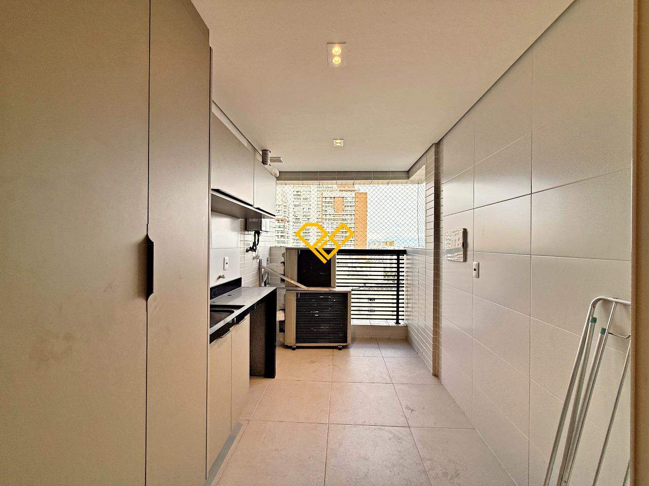 Apartamento à venda no Gonzaga: Área de serviço