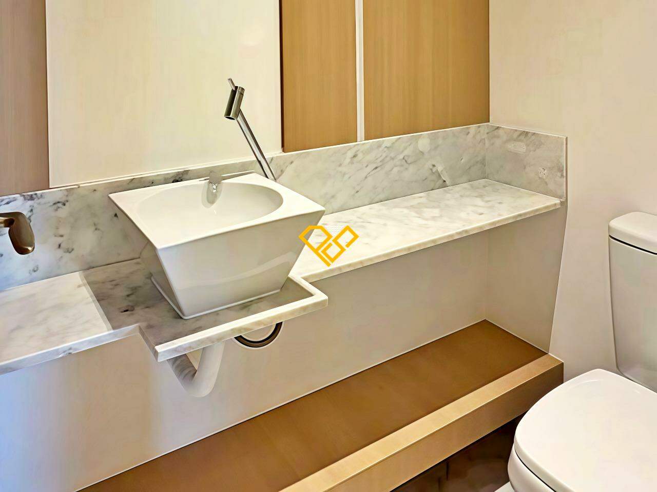 Apartamento à venda no Gonzaga: Lavabo