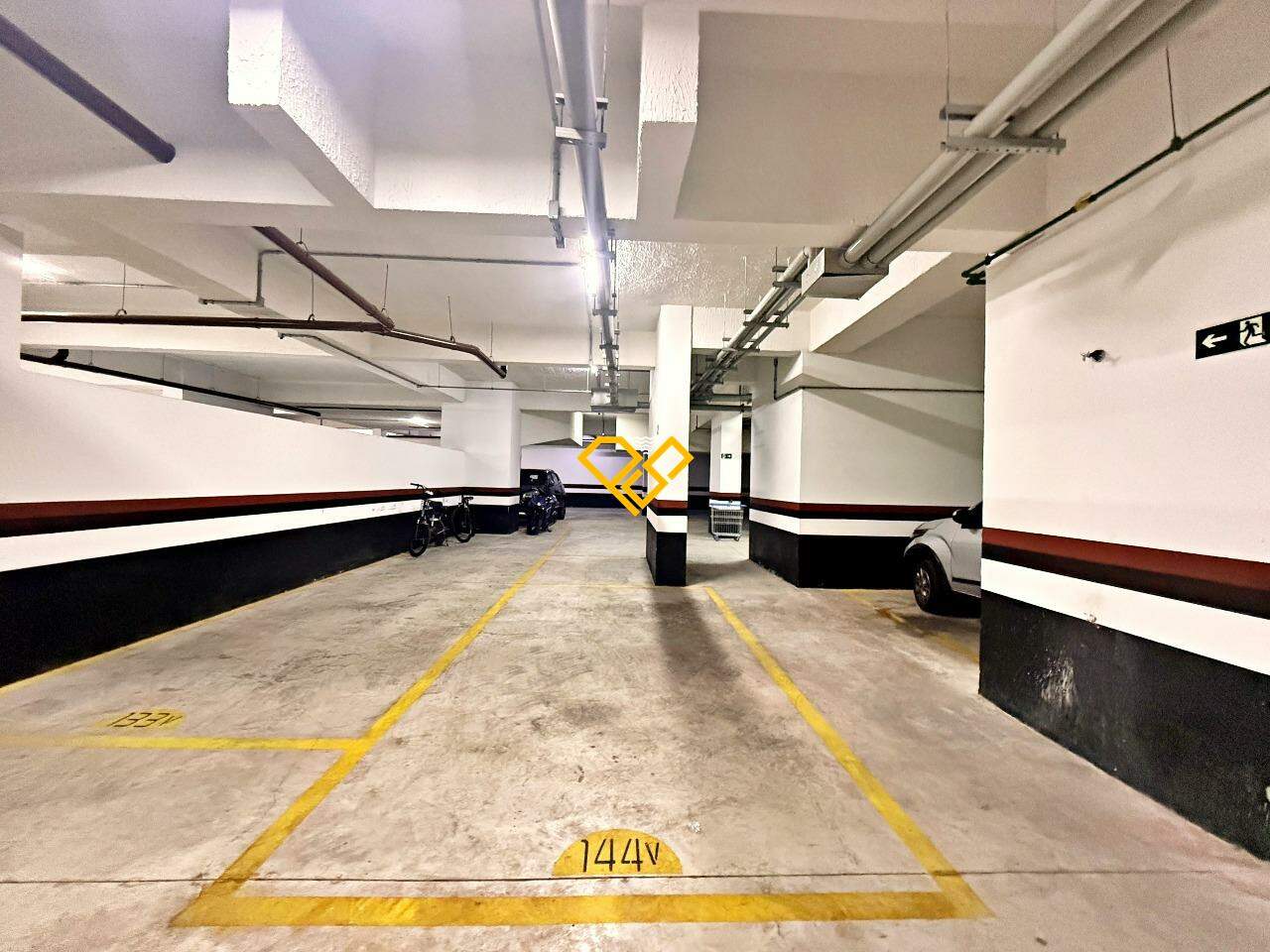 Apartamento à venda no Gonzaga: Garagem