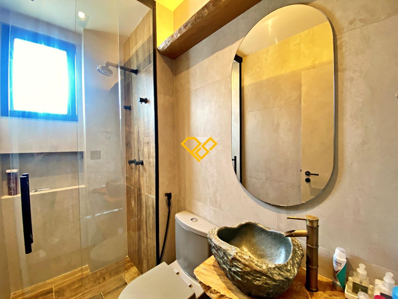 Apartamento à venda no Ponta da Praia: Wc social