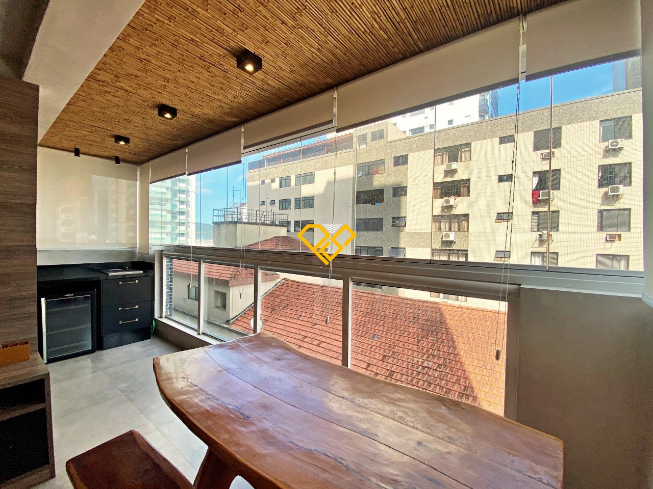 Apartamento à venda no Ponta da Praia: Varanda