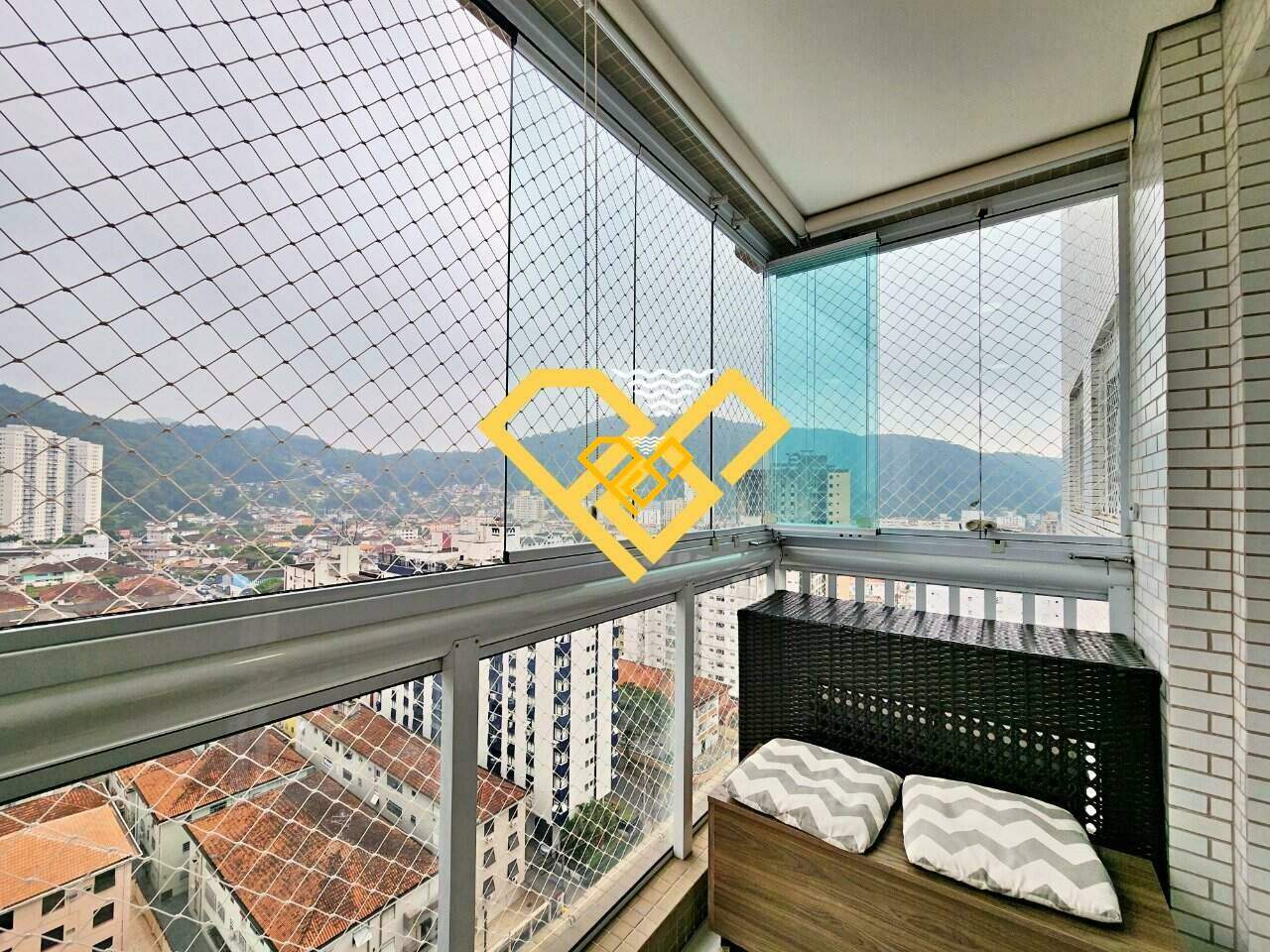 Apartamento à venda no Marapé: Varanda com churrasqueira