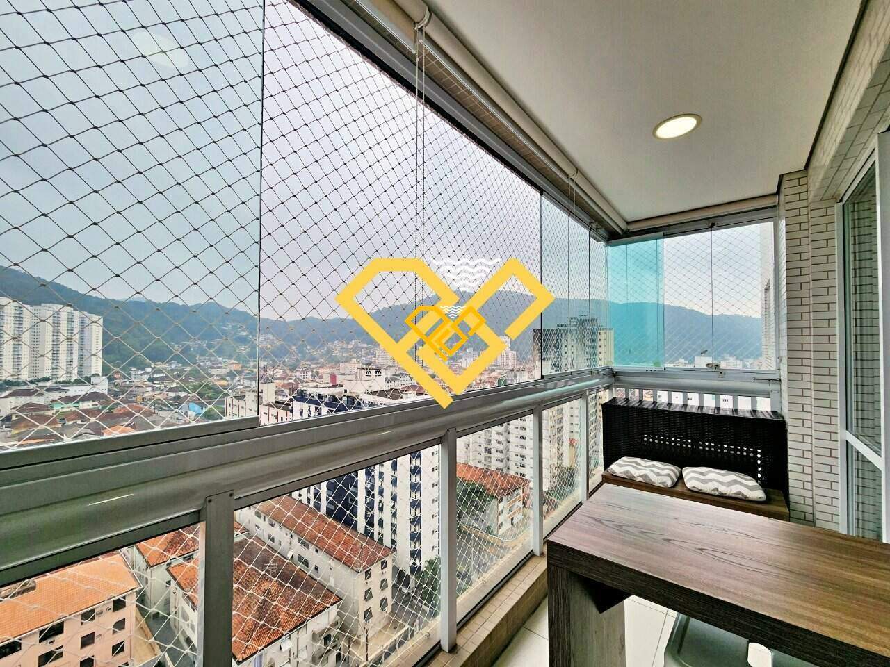 Apartamento à venda no Marapé: Varanda com churrasqueira