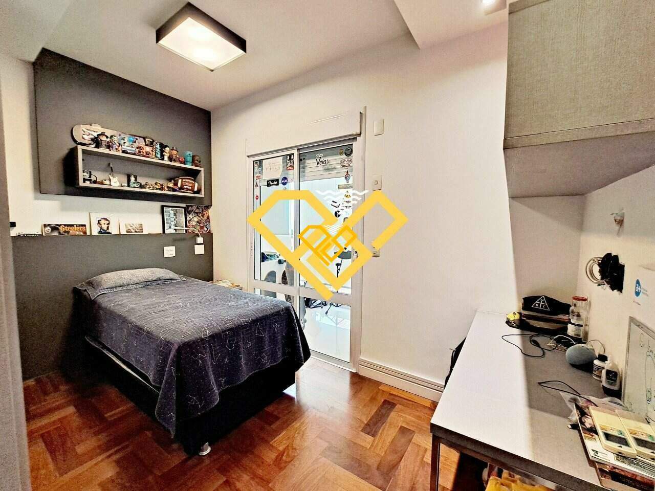 Apartamento à venda no Embaré: Dormitório 2 - suíte