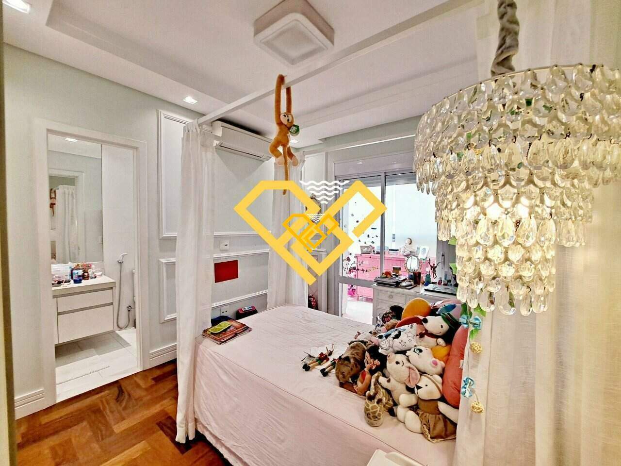 Apartamento à venda no Embaré: Dormitório 3 - suíte
