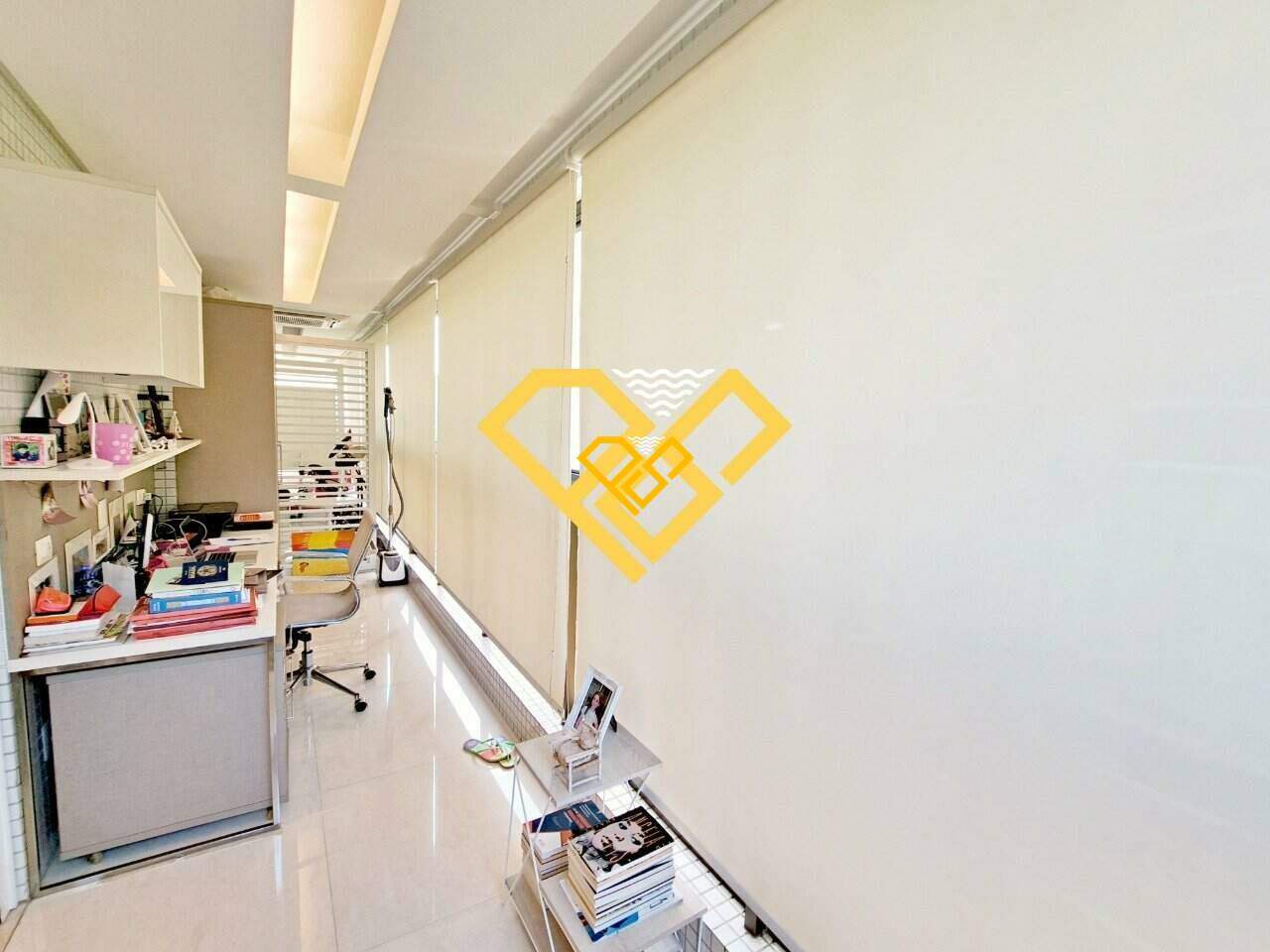 Apartamento à venda no Embaré: Varanda suíte master