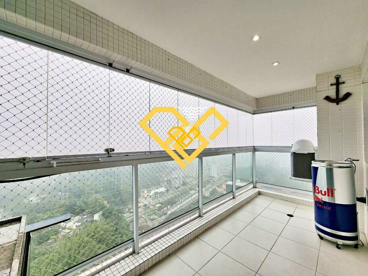 Apartamento à venda no José Menino: Varanda com churrasqueira