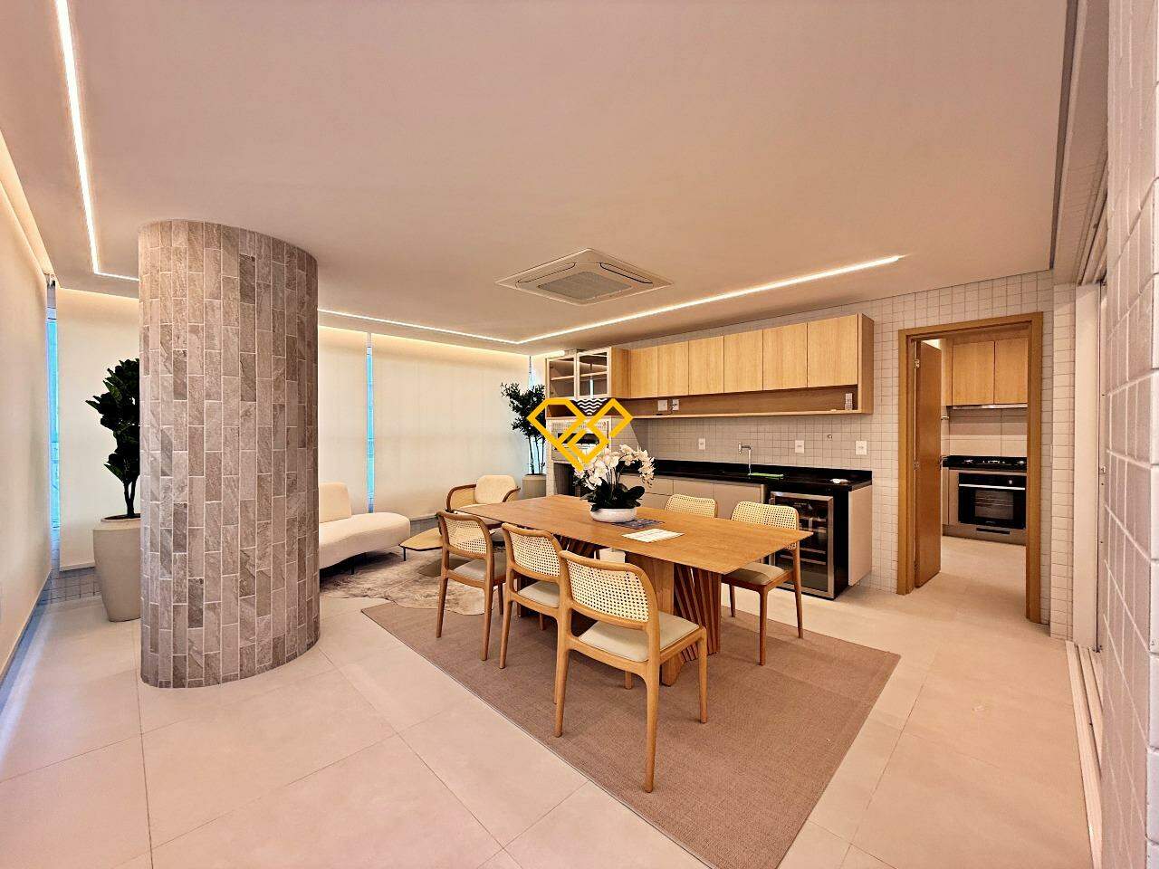Apartamento à venda no Embaré: Varanda