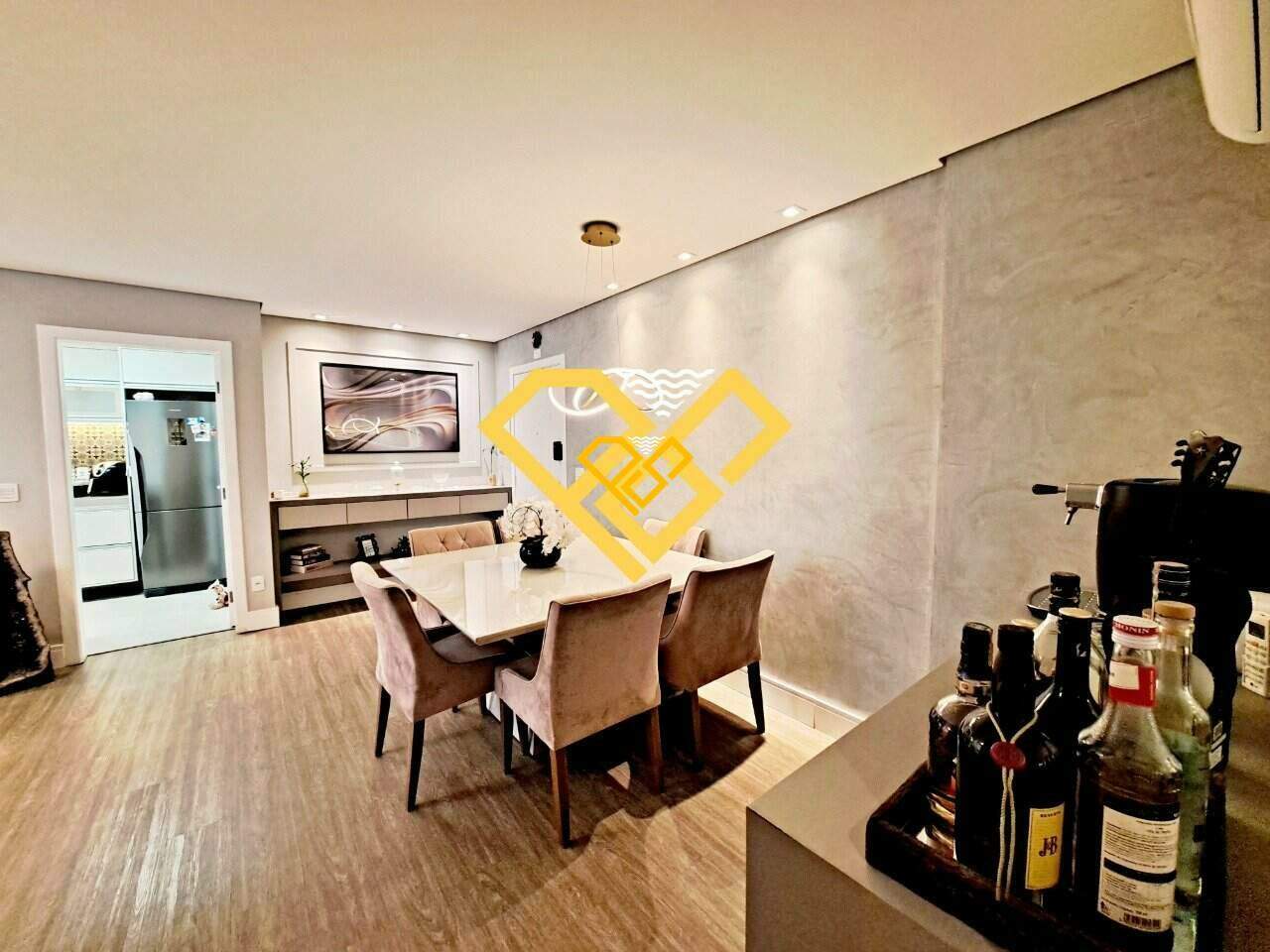 Garden à venda no José Menino: Sala