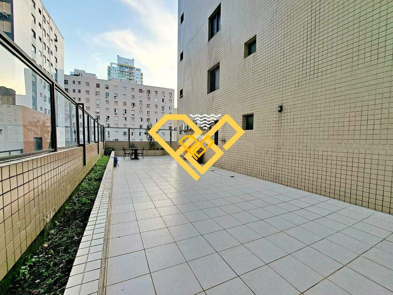 Garden à venda no José Menino: Área garden