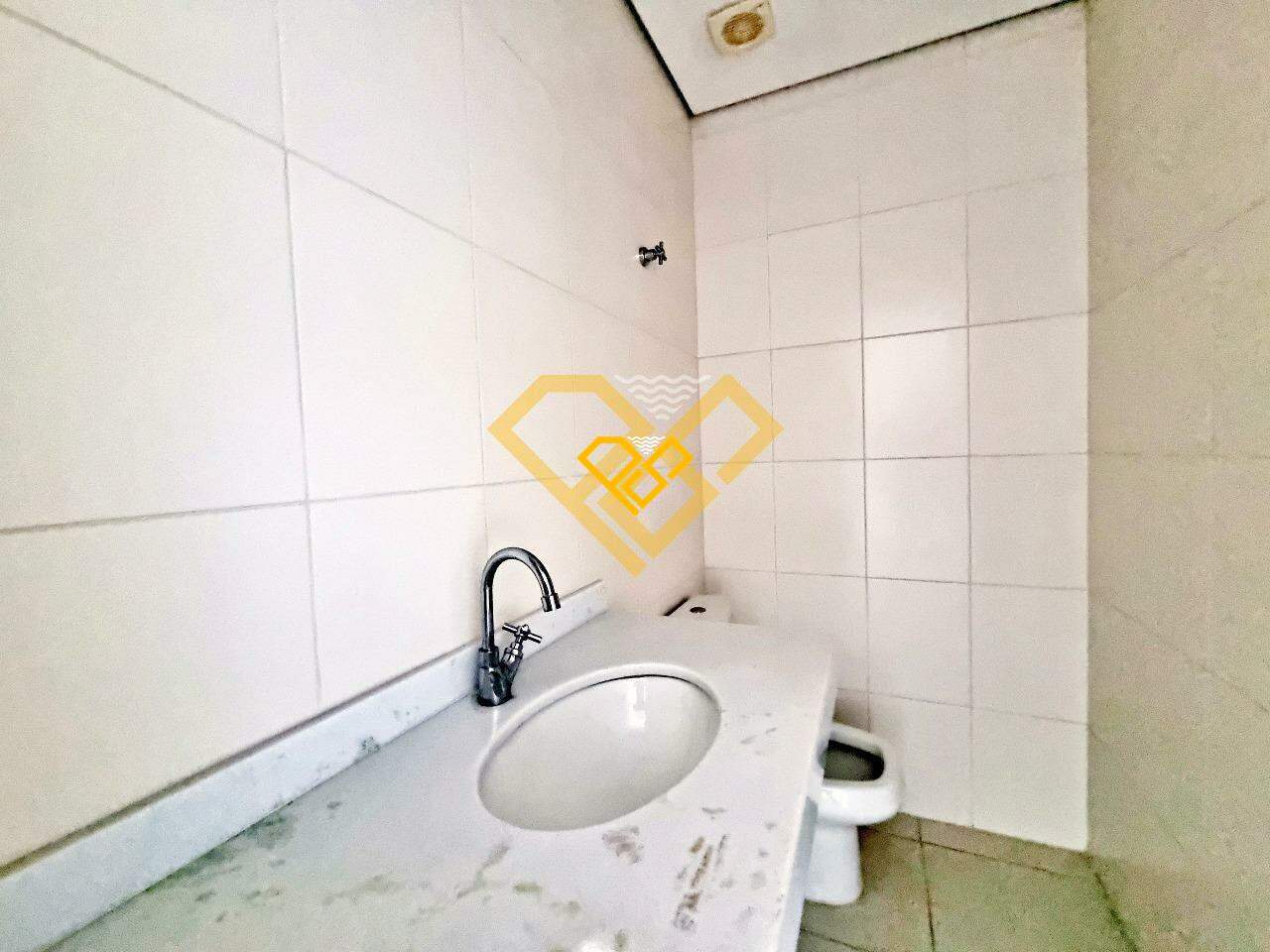 Apartamento à venda no Boqueirão: Lavabo