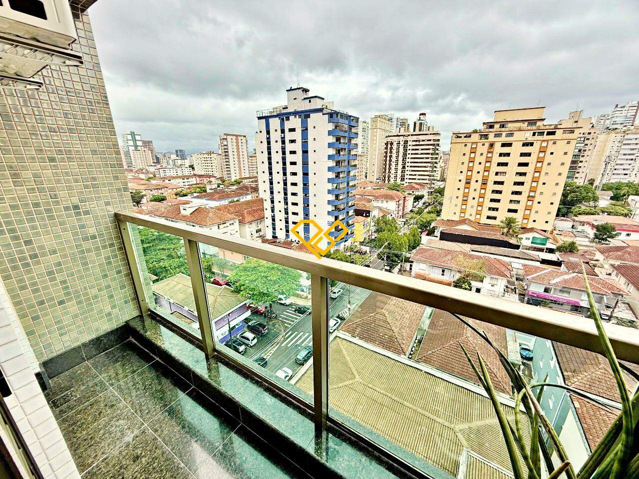 Apartamento à venda no Gonzaga: Varanda
