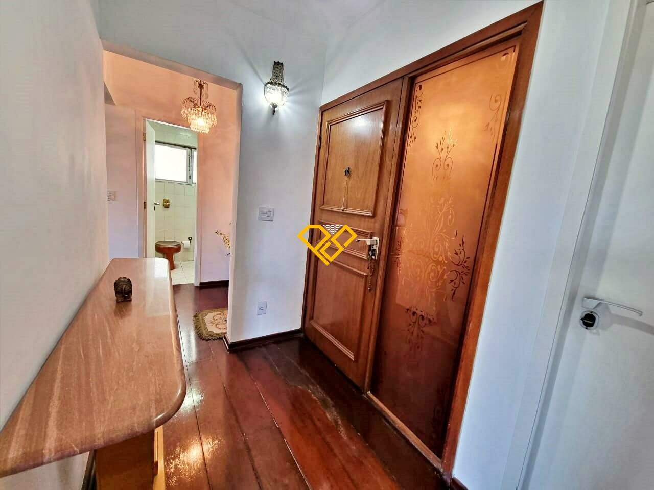 Apartamento à venda no Pompéia: Hall de entrada