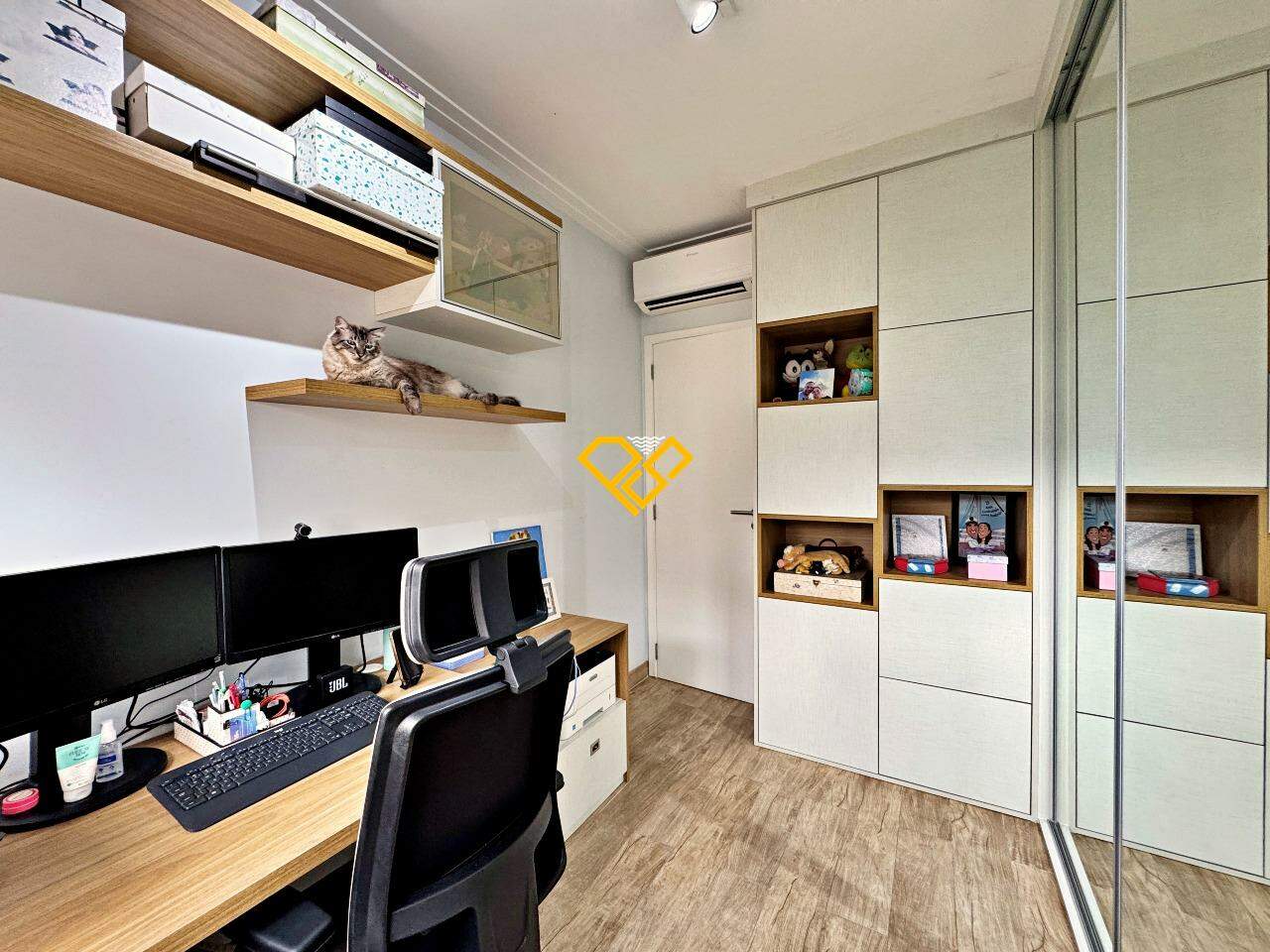 Apartamento à venda no José Menino: Dormitório 3